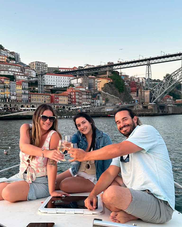 memorable-river-yacht-moments